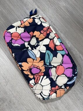 Vera Bradley large cosmetic bag